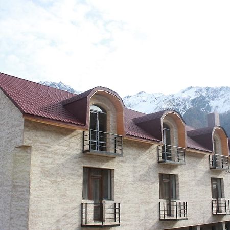 Hotel Gergeti Kazbegi Εξωτερικό φωτογραφία